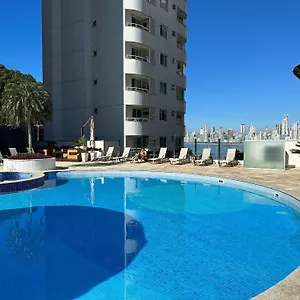  Apartamento Tr1905 - 2 Quartos Sendo 1 Suíte, Vista Incrível Balneário, Piscina, Em Frente à Big Wheel, Garagem Caminhonete Brasil